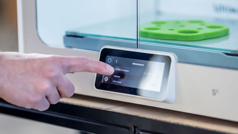 Die neue Firmware wird installiert