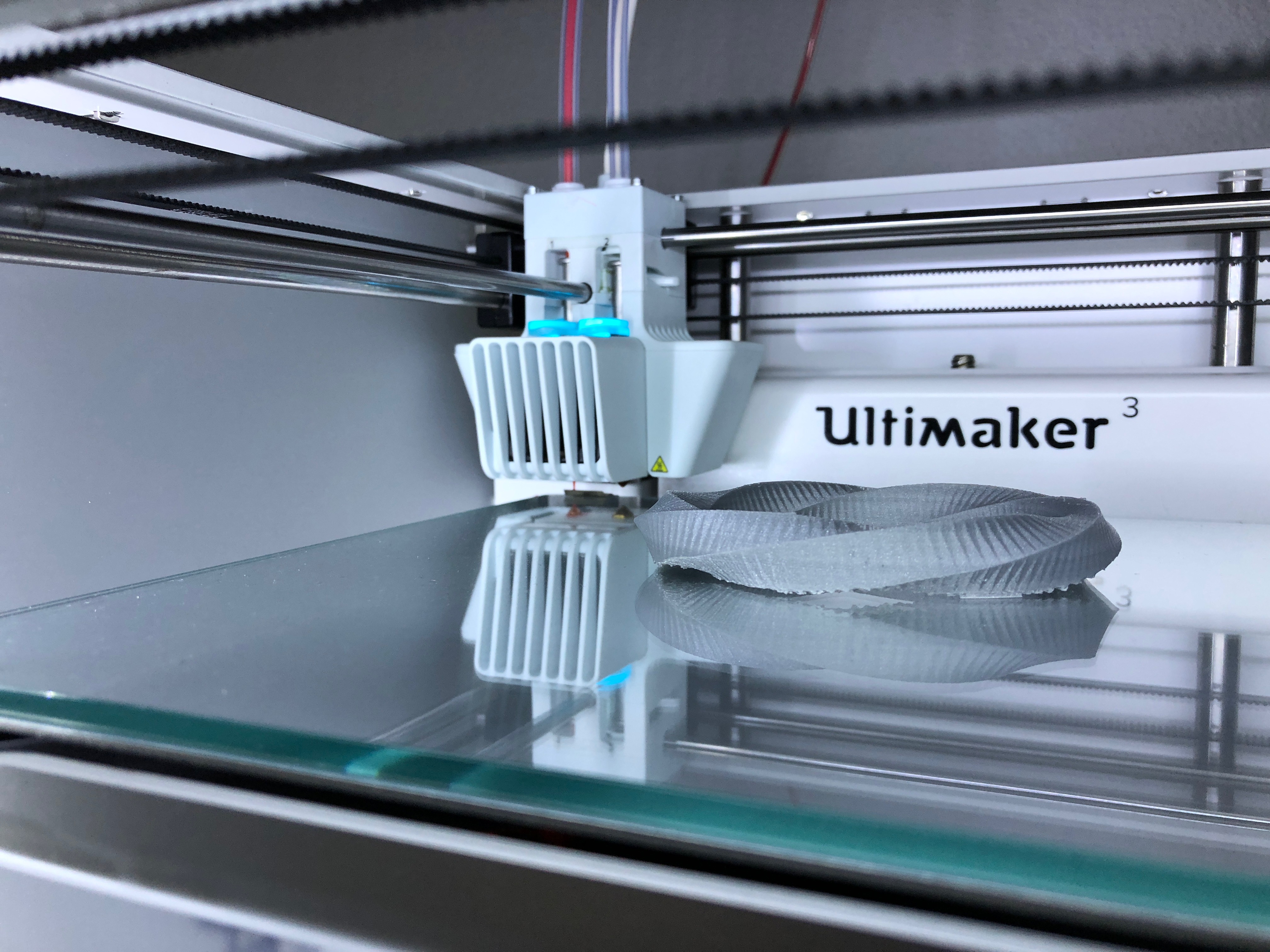 Gewellter Armring auf dem Ultimaker 3