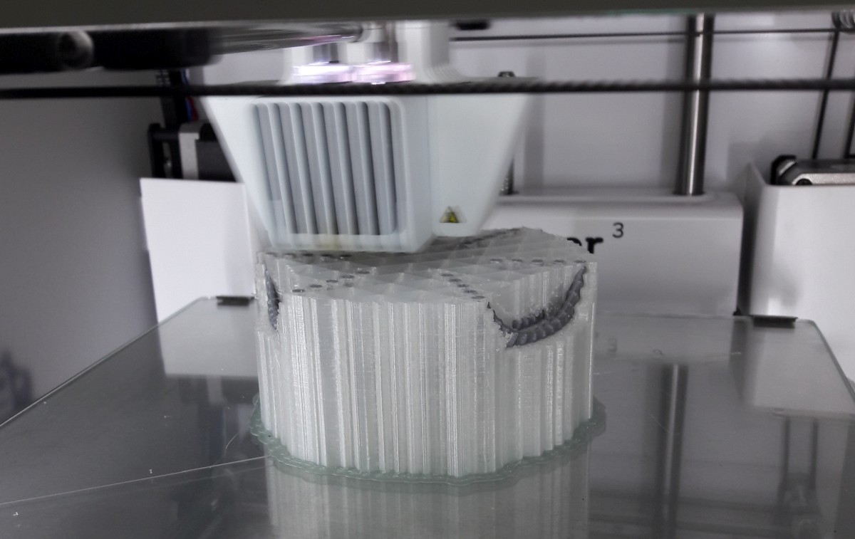 Ultimaker 3 druckt PLA und PVA